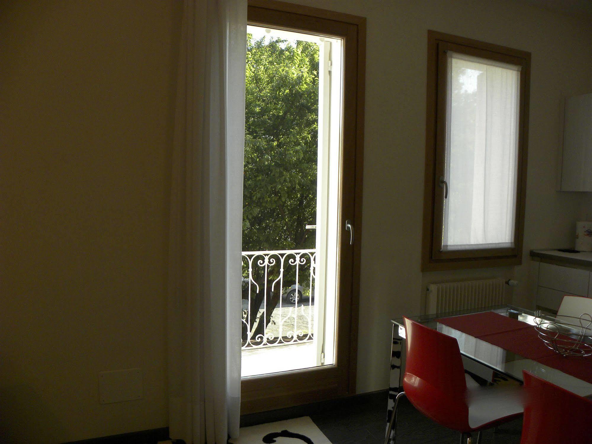 Venice Apartments Dante Mestre Exterior photo